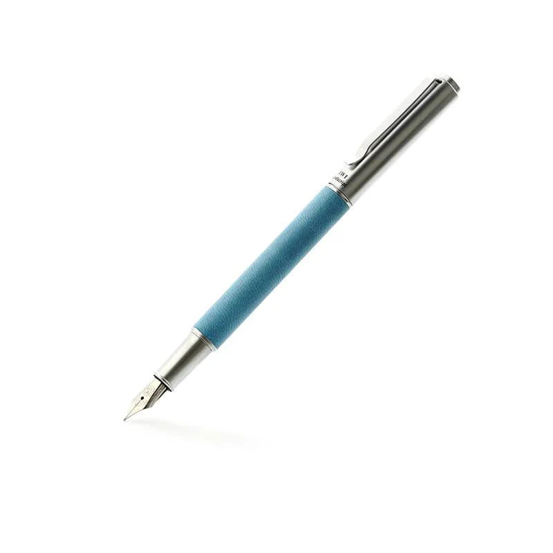 IWI HANDSCRIPT FOUNTAIN PEN BLUE